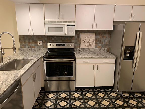 2nd image of 4524 Kings Walk Dr APT 1B