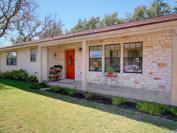 2nd image of 502 Live Oak Dr