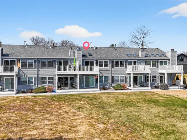 247 S 1st St, Winneconne, WI 54986