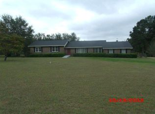 211 Newsom Rd, Moultrie, GA 31788