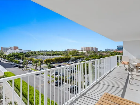 2851 NE 183rd St APT 502E, Aventura, FL 33160