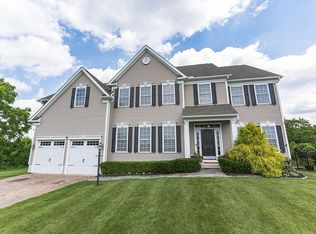 219 Clover Ln, Phoenixville, PA 19460