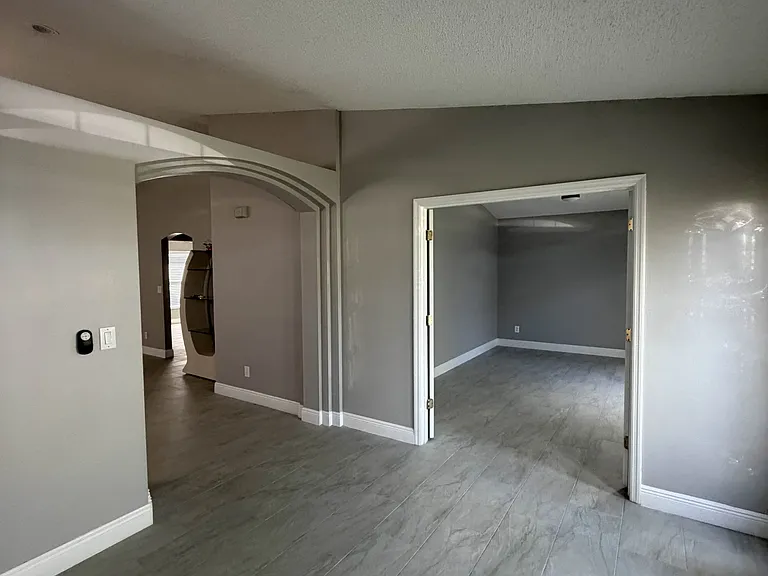 1743 Laramie Cir — Photo 18