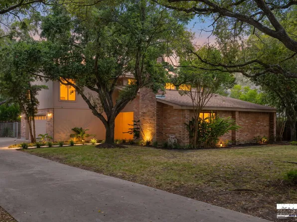 2910 S Clifford St, Harlingen, TX 78550