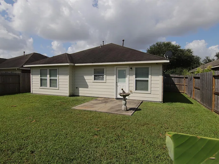 25118 Hazel Ranch Dr — Photo 22