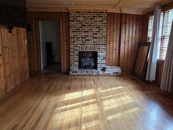 5th image of 200 N Key St