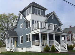 11 Clinton St, Milford, CT 06460