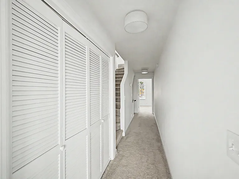126 Forest Place Cir — Photo 33
