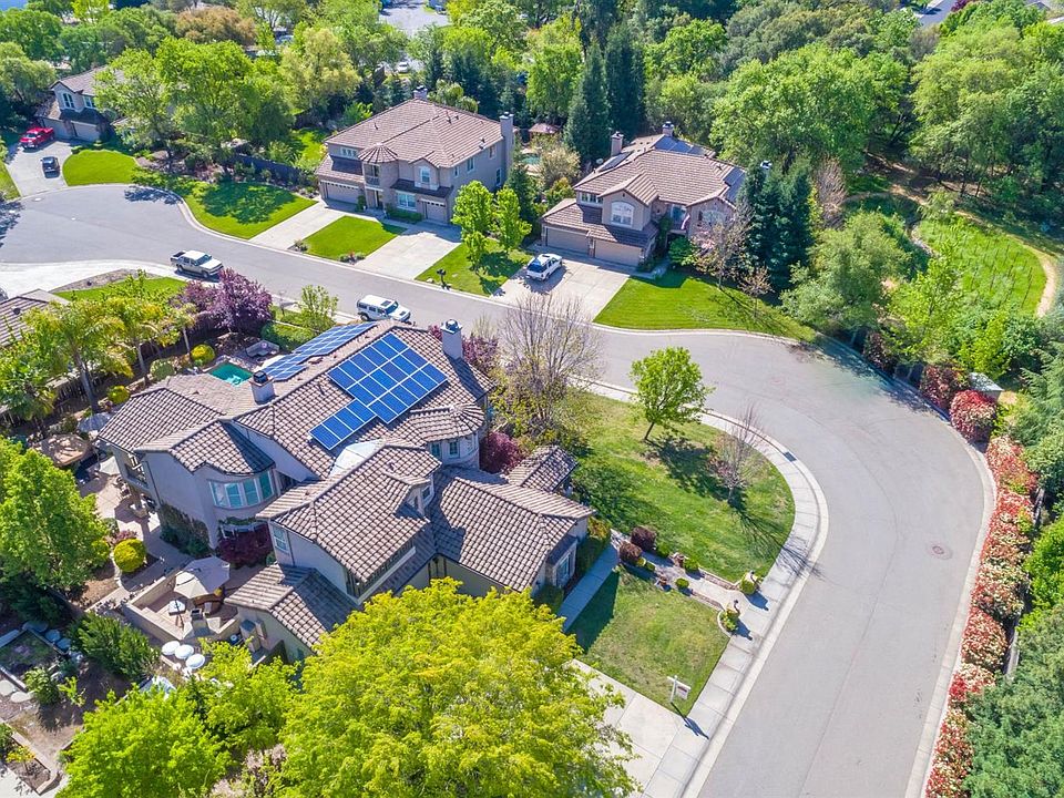 2nd image of 6839 Ebony Oaks Pl