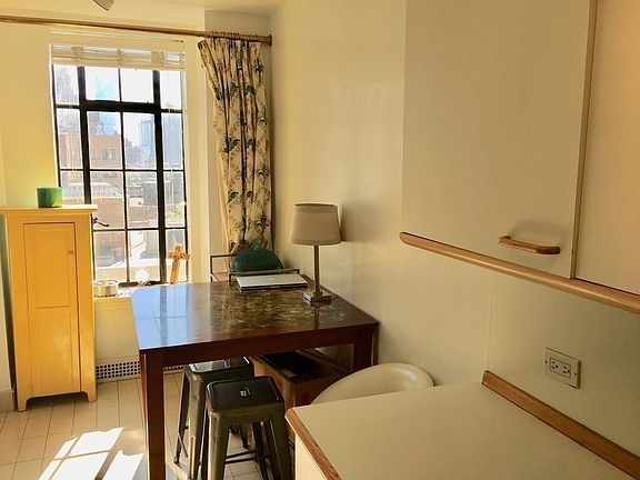 4th image of 353 W 56th St APT 9K