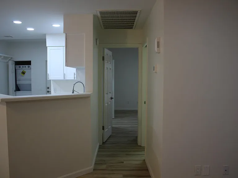101 N 7th St #184 — Photo 13