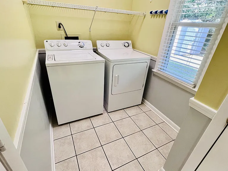 116 Bibb Dr — Photo 32