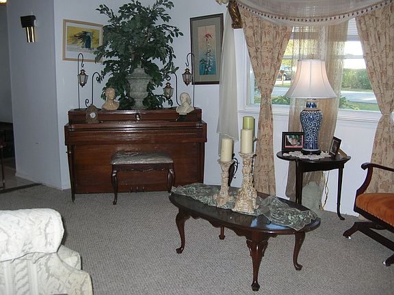 more space in living rm 
