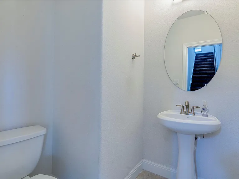 5728 Siragusa Dr — Photo 22