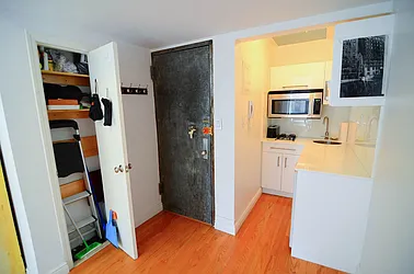 Rented by Fay Kong, LREB