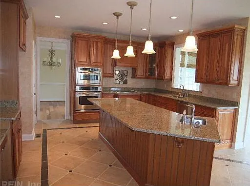 1408 Kemp Bridge Ln — Photo 2