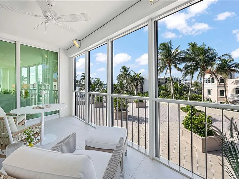 3971 Gulf Shore Blvd N #401 — Photo 35
