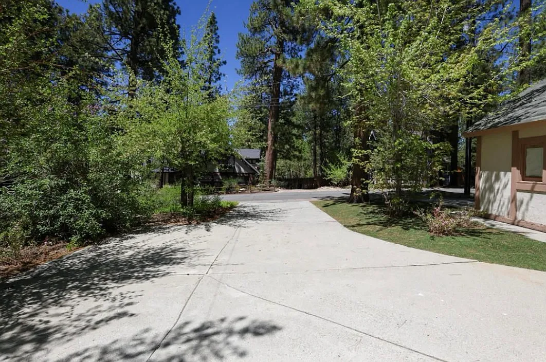 2 bed, 1520 sqft, $2,100 — Photo 4