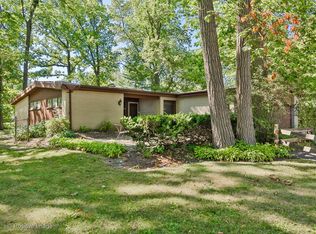 900 E Glenwood Rd, Glenview, IL 60025