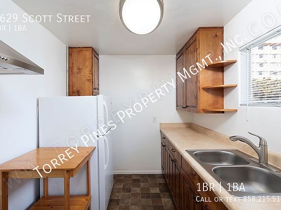 4th image of 1629 Scott St