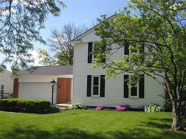 1st image of 876 Bexley Dr