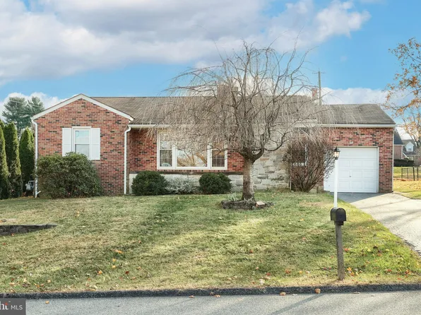 1152 Glendale Rd, York, PA 17403