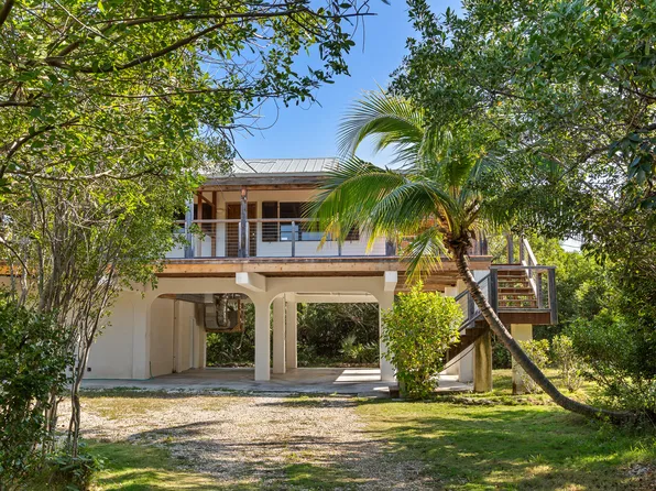 529 W Shore Dr, Summerland Key, FL 33042