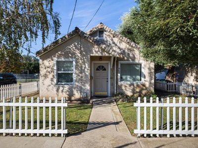 405 S Pleasant Ave, Lodi, CA, 95240