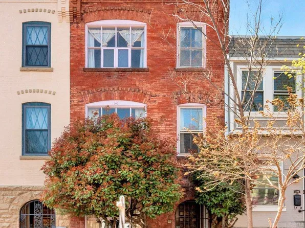 208 9th St NE, Washington, DC 20002