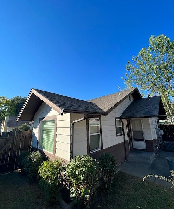 765 Cedar St, Garberville, CA 95542 Zillow