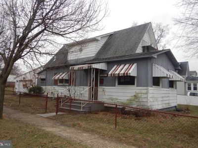 208 N 2nd St, National Park, NJ, 08063