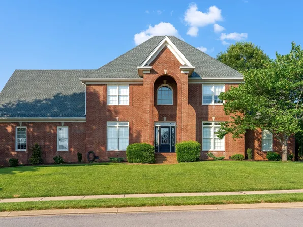 139 Thornwood Pl, Hendersonville, TN 37075