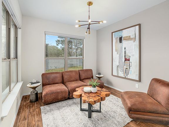 5th image of 1104 River Vista Rd