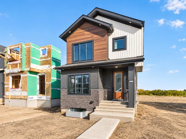 18631 130th St NW, Edmonton, AB T6V 1E2