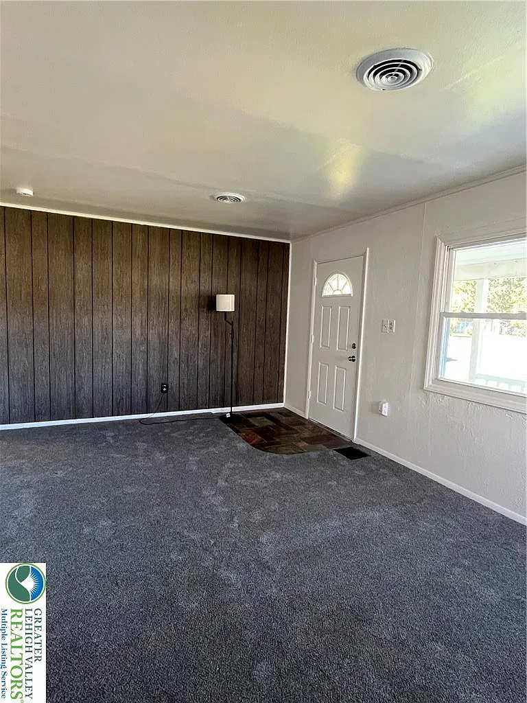 2 bed, 1.0 bath, 768 sqft, $1,950 — Photo 4