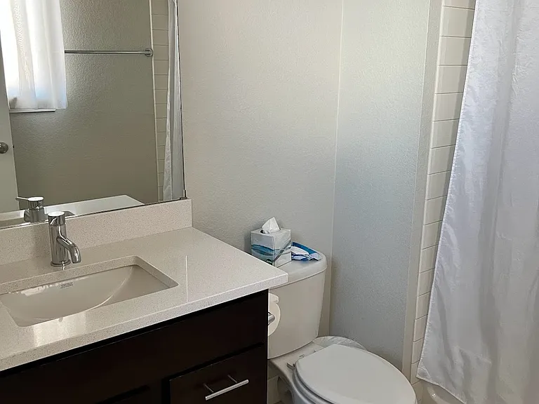 2114 N Decatur St — Photo 10