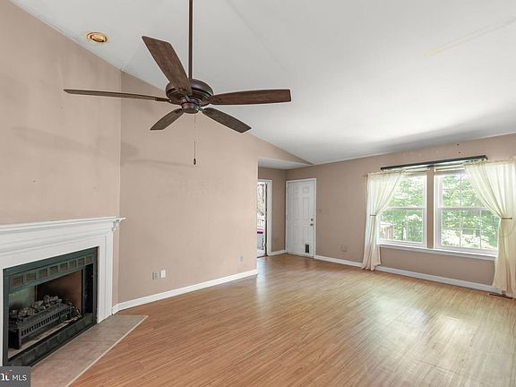 5th image of 296 Sour Mash Rd