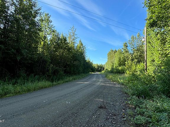 4th image of 9353 N Blackie Loop