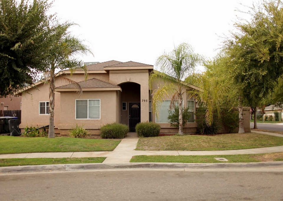 1st image of 795 W Kristen Ct