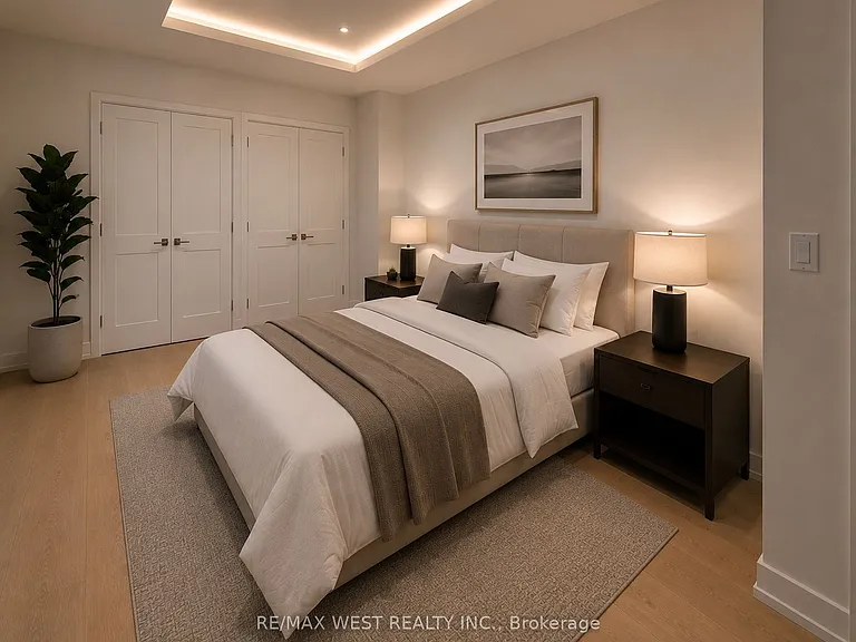 1315 Bay St #1301 — Photo 5