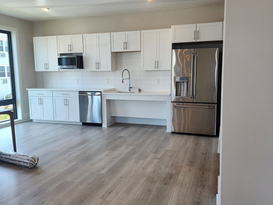 1st image of 215 2nd Ave Unit 104