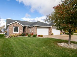 1013 Lincoln Dr, Manteno, IL 60950