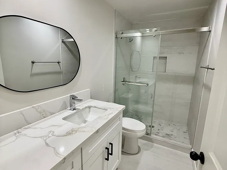 3440 N Vineland Ave — Photo 8