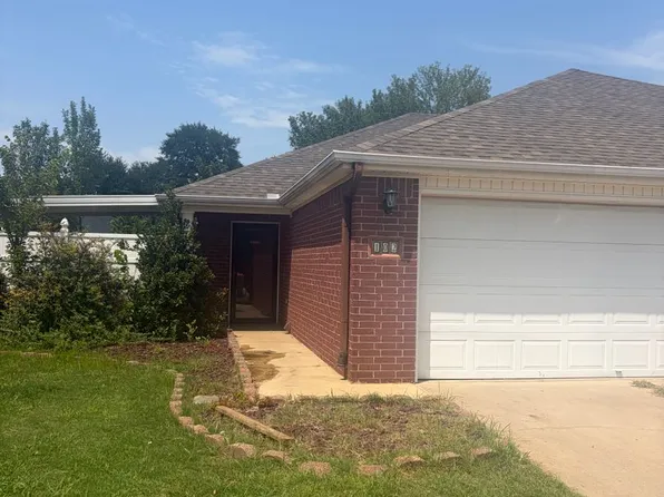 Bermudez - 100 (CBC), 100 S H St #102, Barling, AR 72923