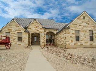 1201 Kyle Ln, Fredericksburg, TX 78624