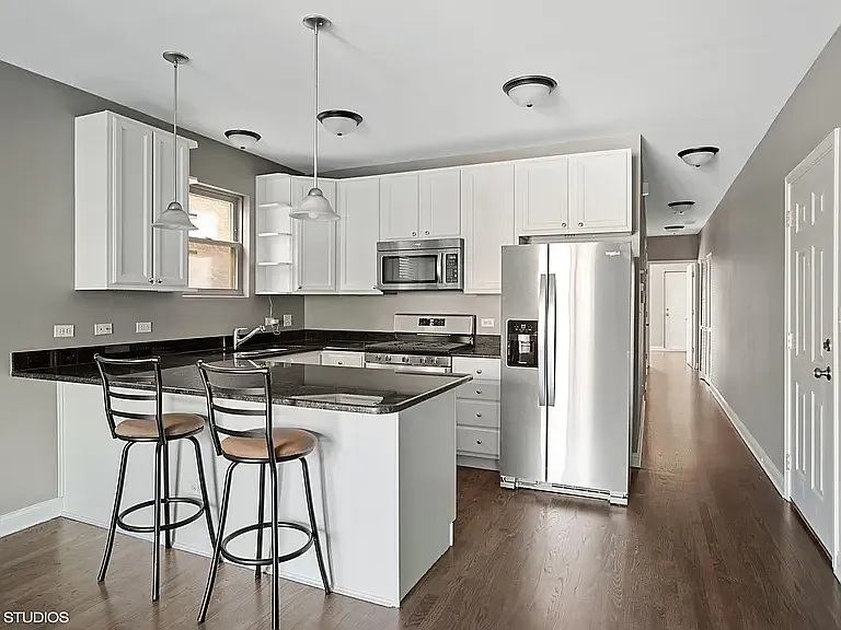 1531 N Campbell Ave #2 — Photo 2