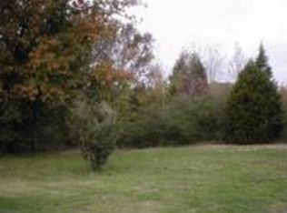 325 Curtis Cemetery Rd, Mc Ewen, TN 37101