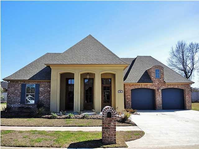1st image of 301 Barkhill Dr