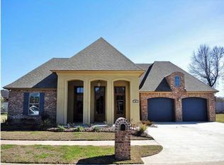 301 Barkhill Dr, Lafayette, LA 70508