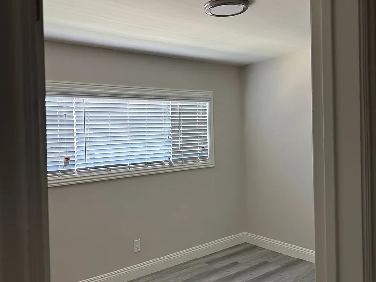 1609 W Shorb St #D — Photo 6